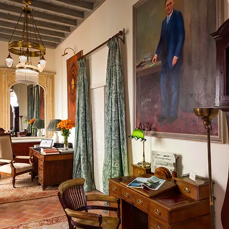 Hotel Casas De El Arenal Siviglia